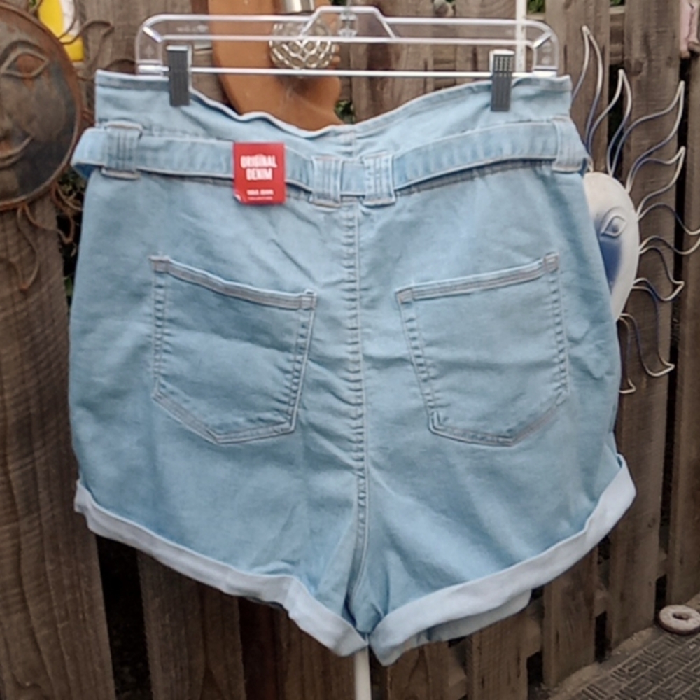 Woman's original denim wax jeans, new with tags.3×L Blue.